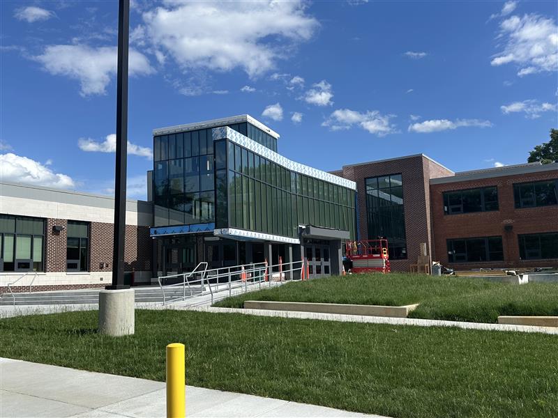 Falls Church High School